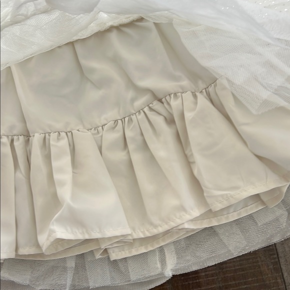 White Layered Tulle Sparkly Sleeveless Dress (18m) - Picture 6 of 9
